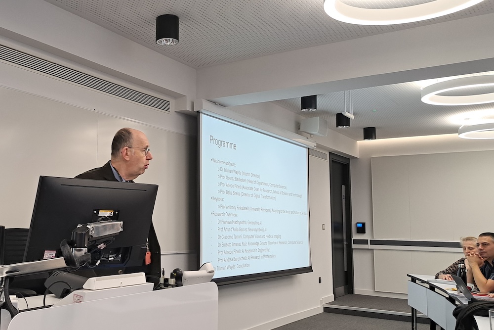 President Sir Anthony Funkelstein delivering the keynote address